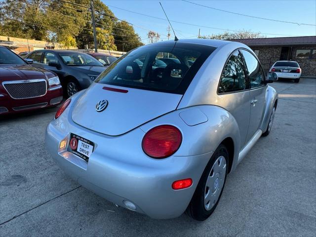 used 2000 Volkswagen New Beetle car, priced at $7,498