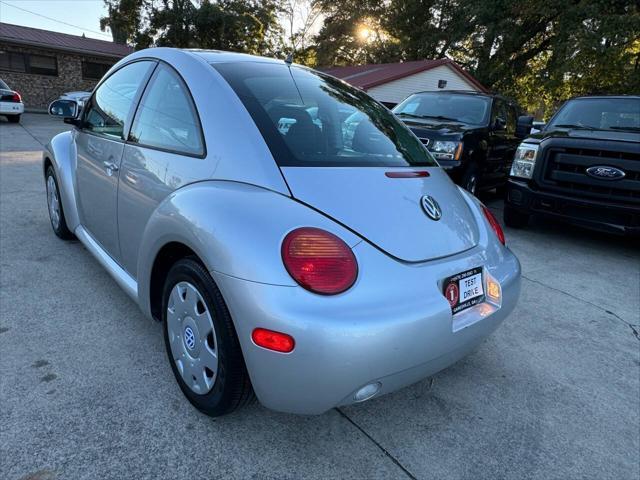 used 2000 Volkswagen New Beetle car, priced at $7,498