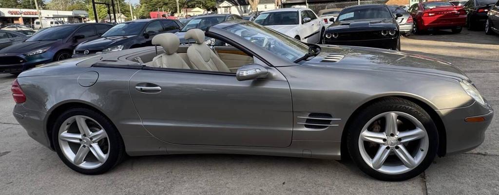 used 2006 Mercedes-Benz SL-Class car, priced at $17,998