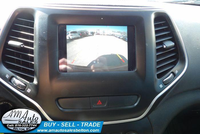 used 2019 Jeep Cherokee car, priced at $10,984