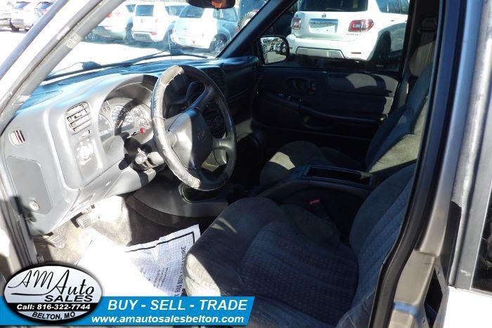 used 2002 Chevrolet S-10 car, priced at $2,984