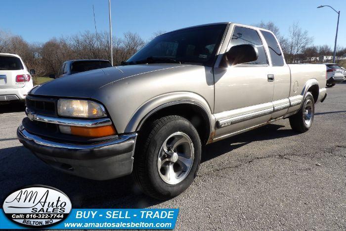 used 2002 Chevrolet S-10 car, priced at $2,984