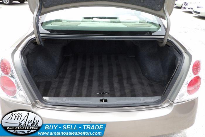 used 2005 Nissan Altima car, priced at $2,984