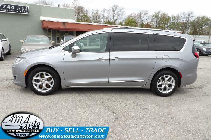 used 2020 Chrysler Pacifica car, priced at $15,984