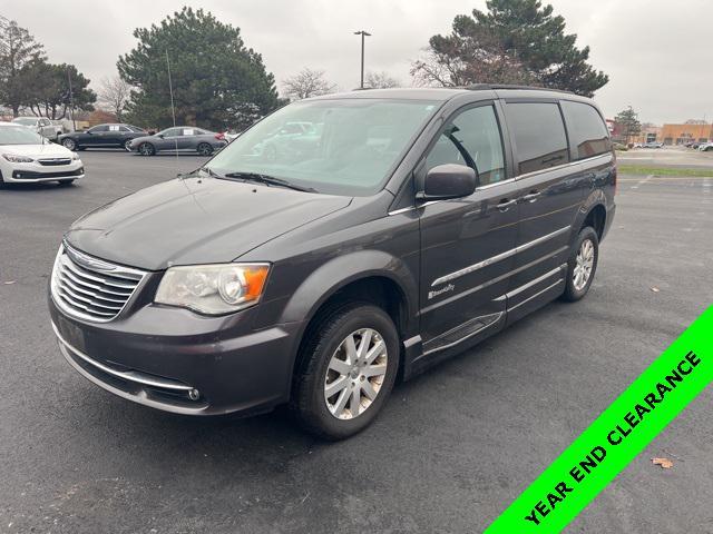 used 2016 Chrysler Town & Country car, priced at $27,999
