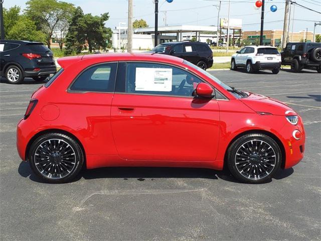 new 2024 FIAT 500e car, priced at $32,477