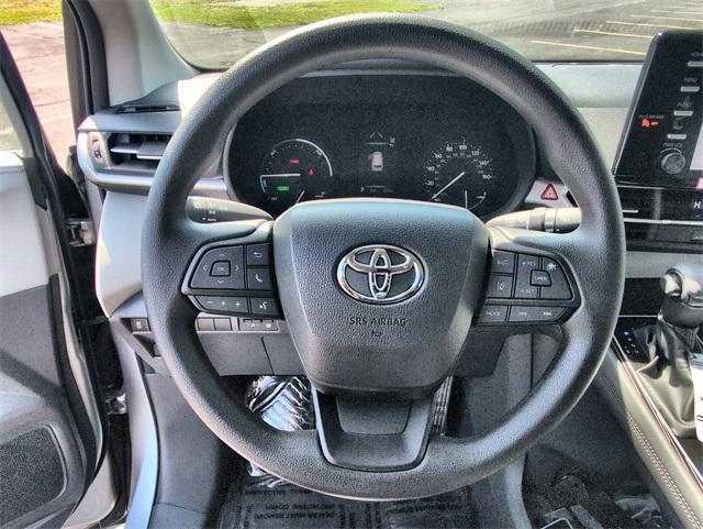 used 2024 Toyota Sienna car, priced at $67,997