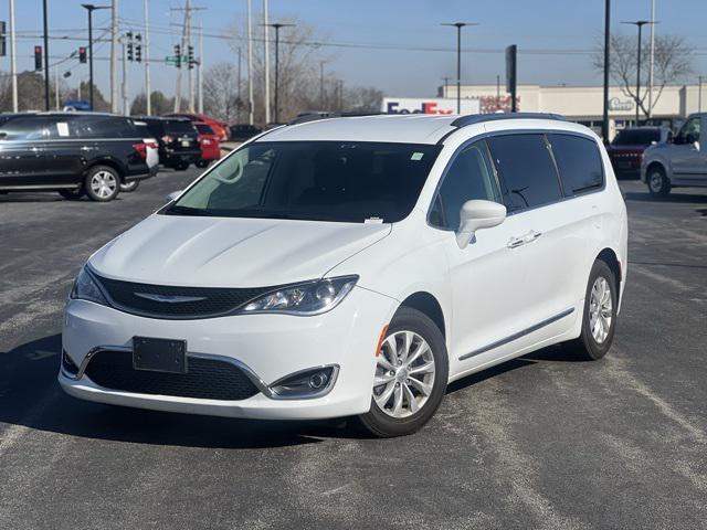 used 2018 Chrysler Pacifica car