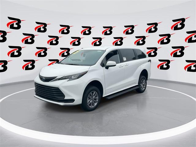 used 2025 Toyota Sienna car, priced at $69,994