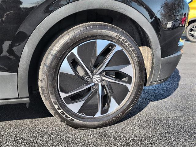 used 2021 Volkswagen ID.4 car, priced at $17,189