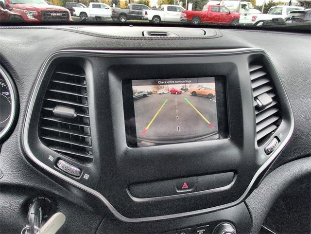 used 2019 Jeep Cherokee car, priced at $12,389