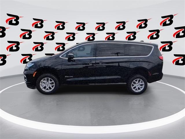 used 2025 Chrysler Pacifica car, priced at $86,884