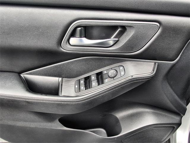 used 2024 Nissan Rogue car, priced at $22,687