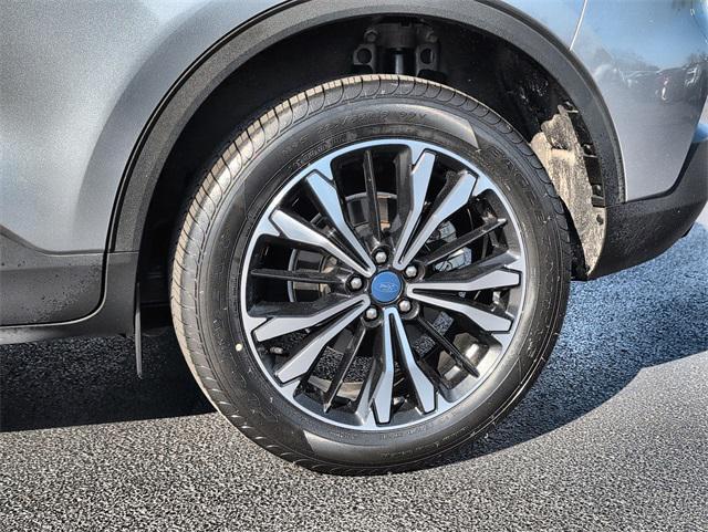 used 2022 Ford Escape car, priced at $18,789