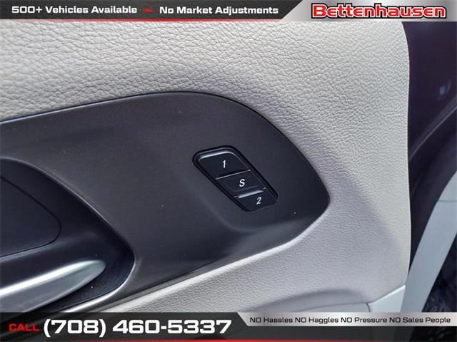 used 2022 Chrysler Pacifica Hybrid car, priced at $26,690