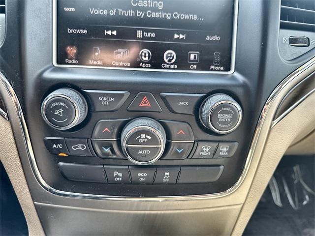 used 2015 Jeep Grand Cherokee car, priced at $14,000