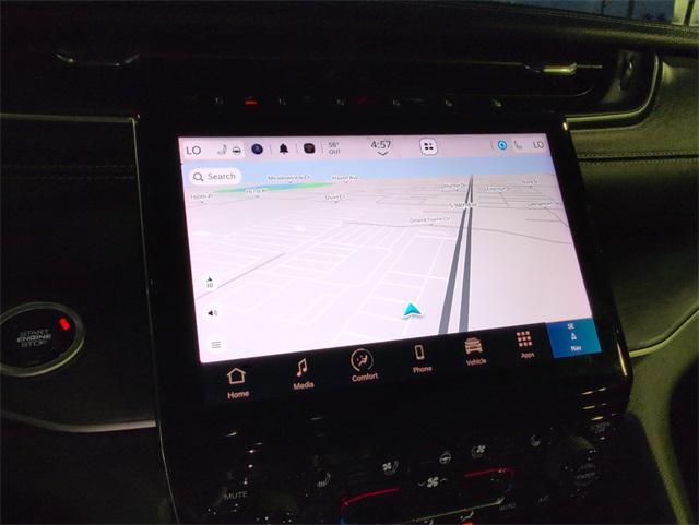 used 2024 Jeep Grand Cherokee car, priced at $37,999