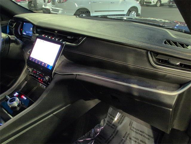 used 2024 Jeep Grand Cherokee car, priced at $37,999