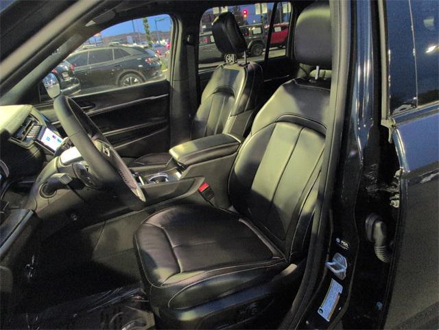 used 2024 Jeep Grand Cherokee car, priced at $37,999