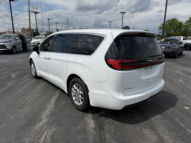 used 2023 Chrysler Pacifica car, priced at $24,489