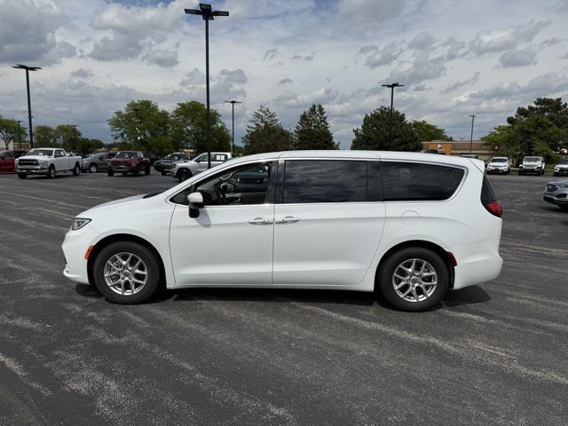 used 2023 Chrysler Pacifica car, priced at $24,489