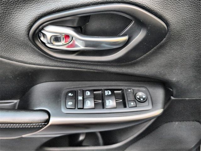 used 2019 Jeep Cherokee car, priced at $12,150