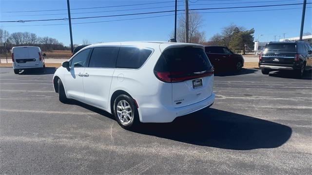 used 2023 Chrysler Pacifica car, priced at $23,900