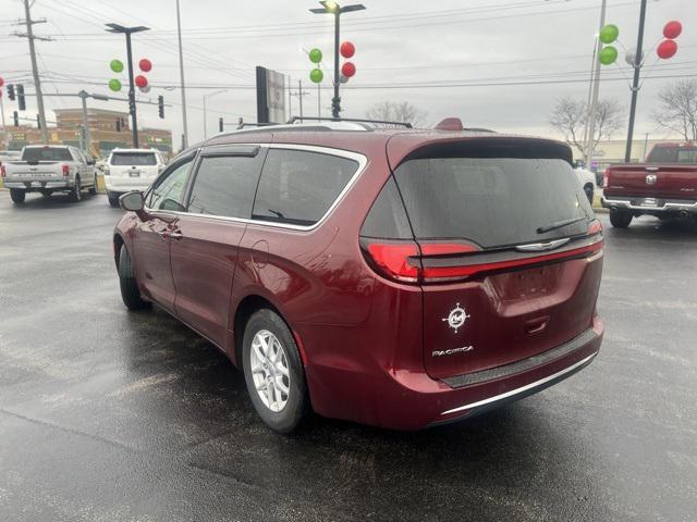 used 2021 Chrysler Pacifica car, priced at $22,119