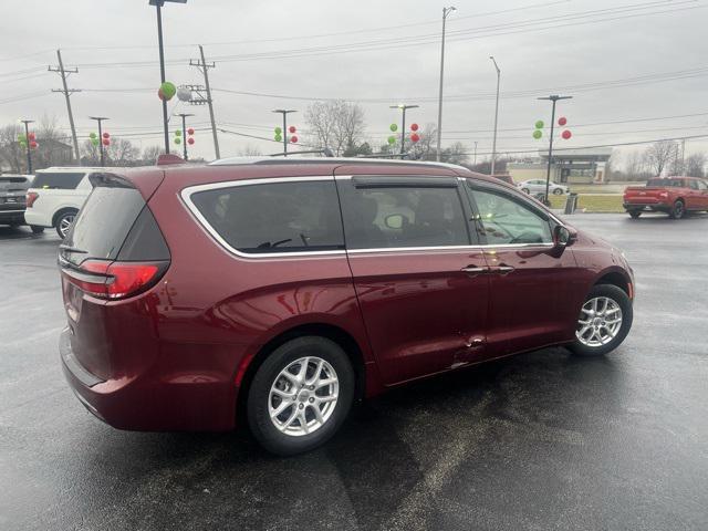 used 2021 Chrysler Pacifica car, priced at $22,119