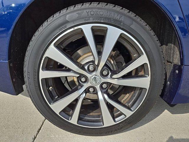 used 2016 Nissan Maxima car, priced at $13,376