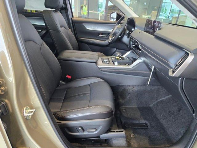 new 2025 Mazda CX-70 PHEV car, priced at $55,295