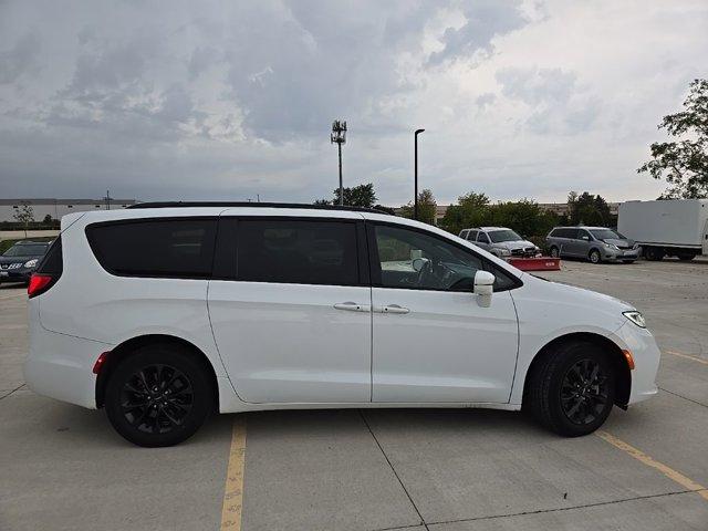 used 2021 Chrysler Pacifica car, priced at $22,158