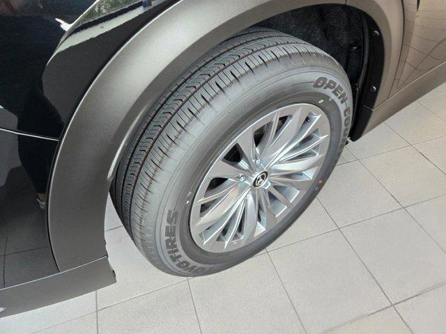 new 2025 Mazda CX-90 car, priced at $42,151