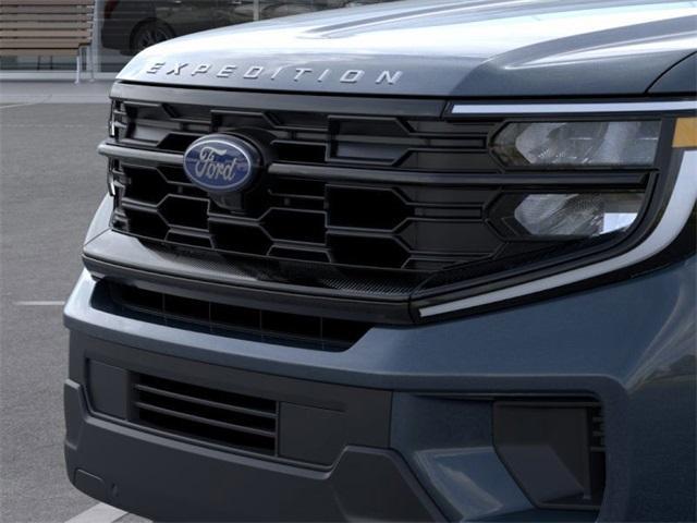 new 2025 Ford Expedition car, priced at $72,490