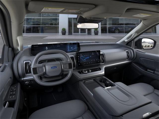 new 2025 Ford Expedition car, priced at $72,490