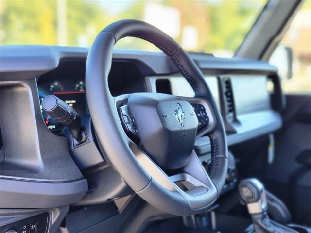 new 2025 Ford Bronco car, priced at $61,674