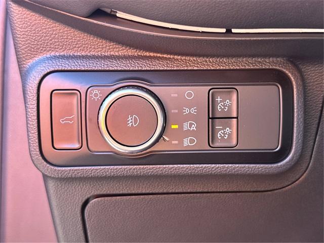 new 2025 Ford Explorer car, priced at $59,460