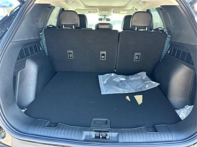 new 2025 Ford Escape car, priced at $33,075
