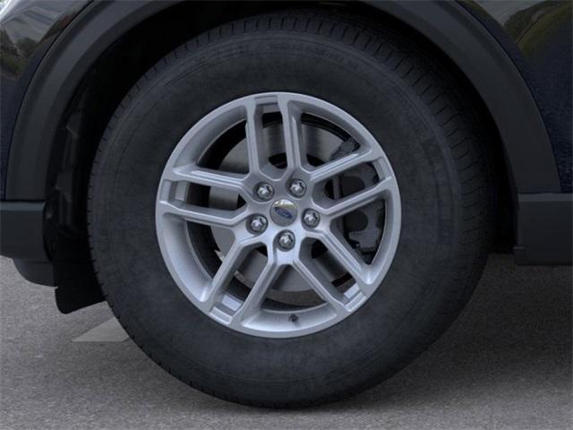new 2025 Ford Explorer car, priced at $40,893