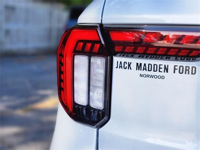 new 2025 Ford Explorer car, priced at $40,770