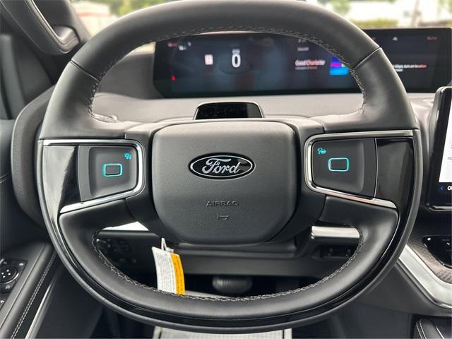 new 2025 Ford Expedition car, priced at $83,645