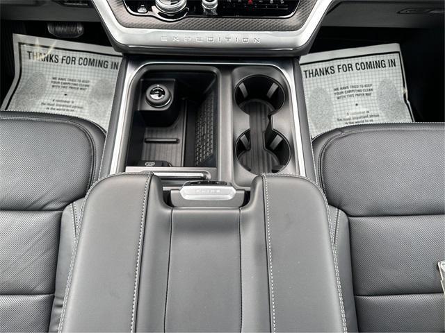 new 2025 Ford Expedition car, priced at $83,645