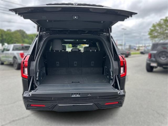 new 2025 Ford Expedition car, priced at $83,645