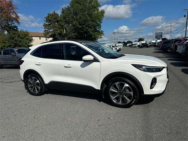 used 2023 Ford Escape car, priced at $28,996