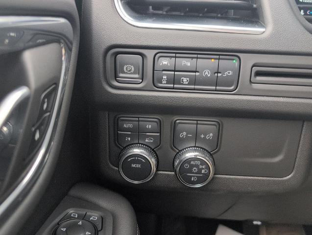 used 2022 GMC Yukon car, priced at $55,390