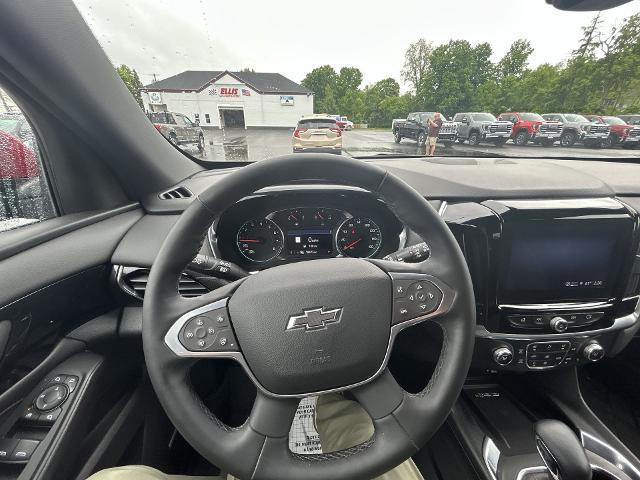used 2023 Chevrolet Traverse car, priced at $41,879