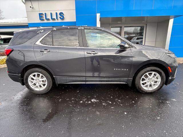 used 2022 Chevrolet Equinox car, priced at $25,999