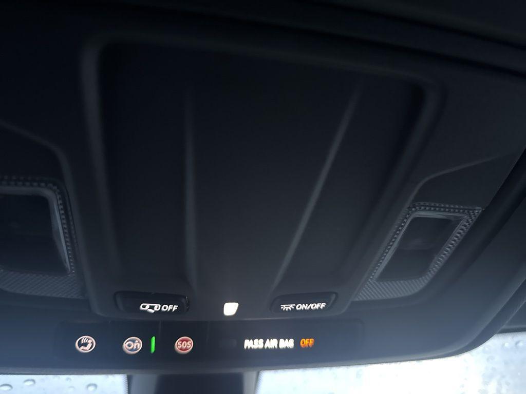 used 2019 GMC Sierra 1500 car, priced at $29,384