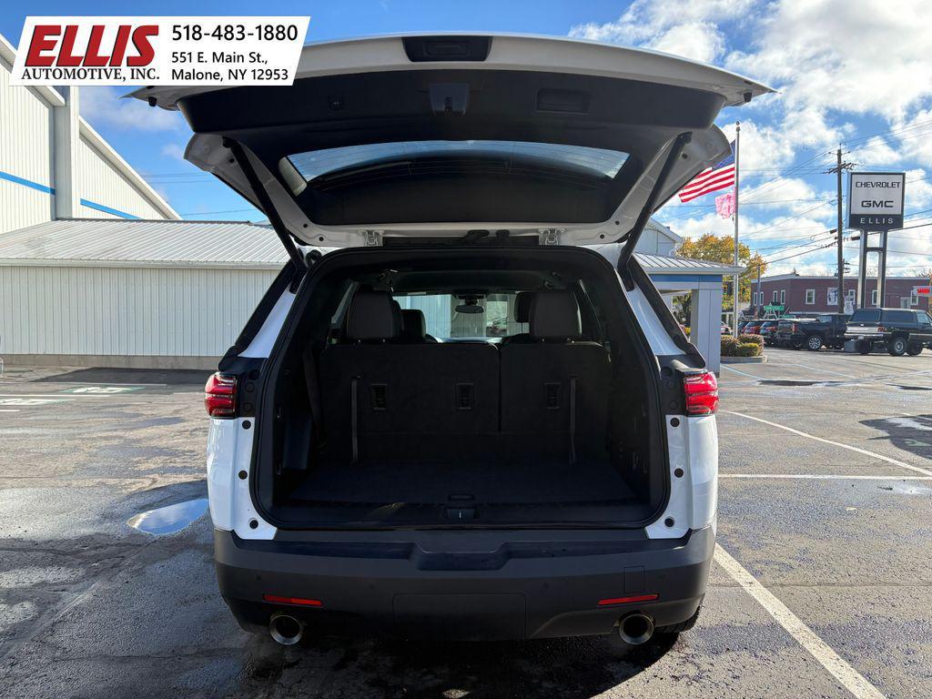 used 2023 Chevrolet Traverse car, priced at $32,934