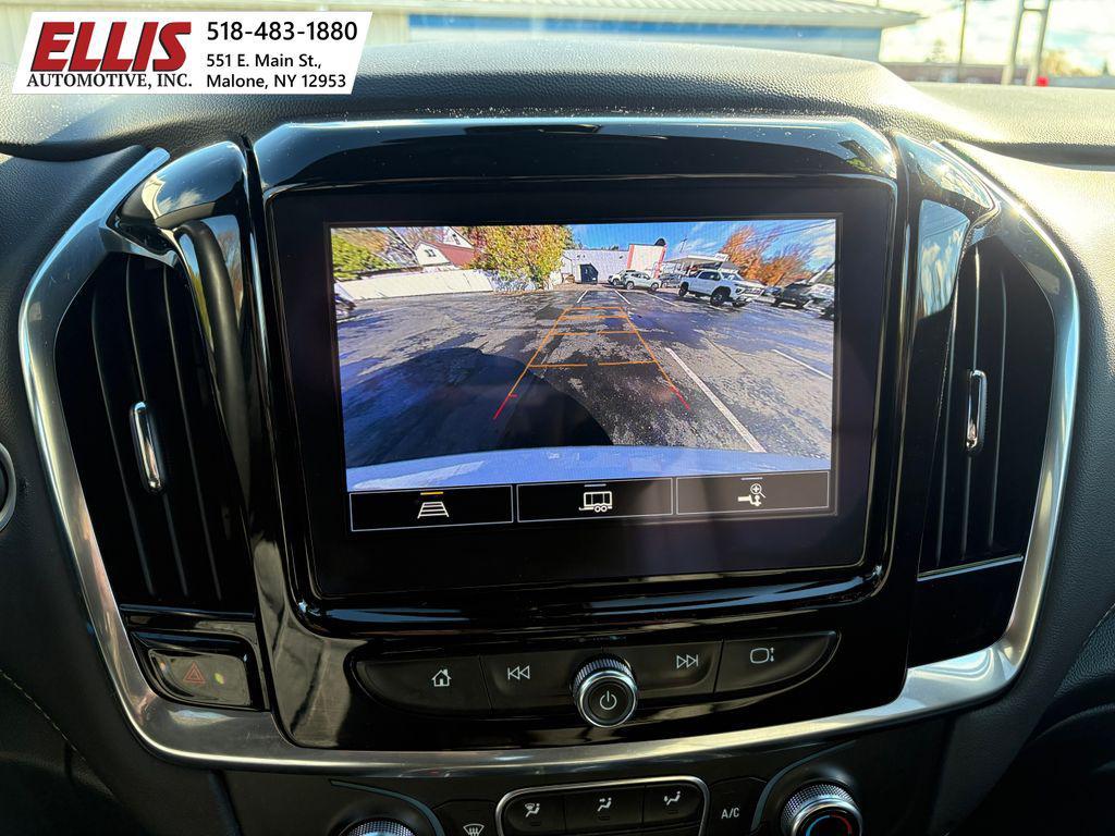 used 2023 Chevrolet Traverse car, priced at $32,934